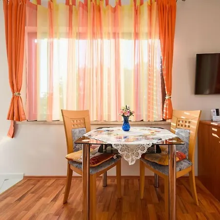 In With Swimming Pool * Poreč